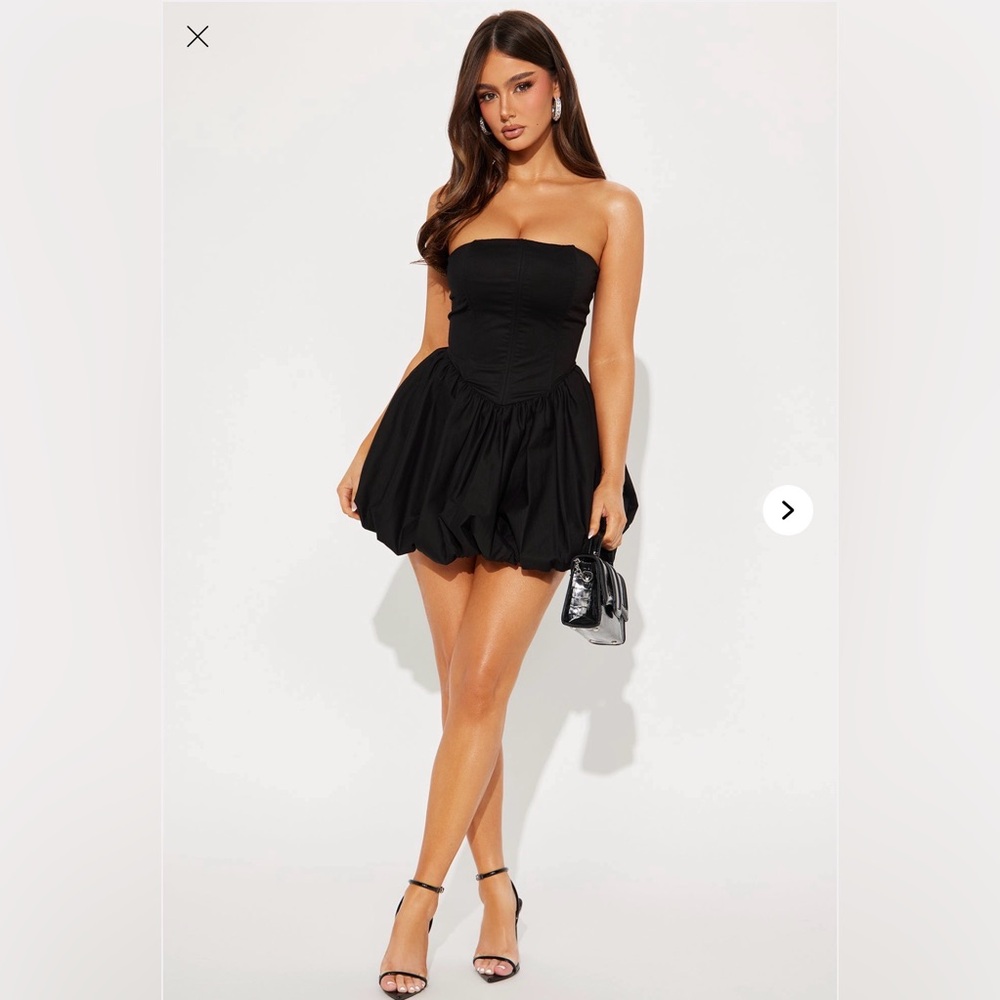 Elegant Black Strapless Mini Dress